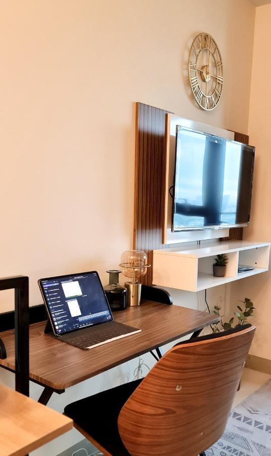 Luxe Bonifacio Global City Taguig Uptown Condo Hotel 1 Bedroom Suite Buitenkant foto