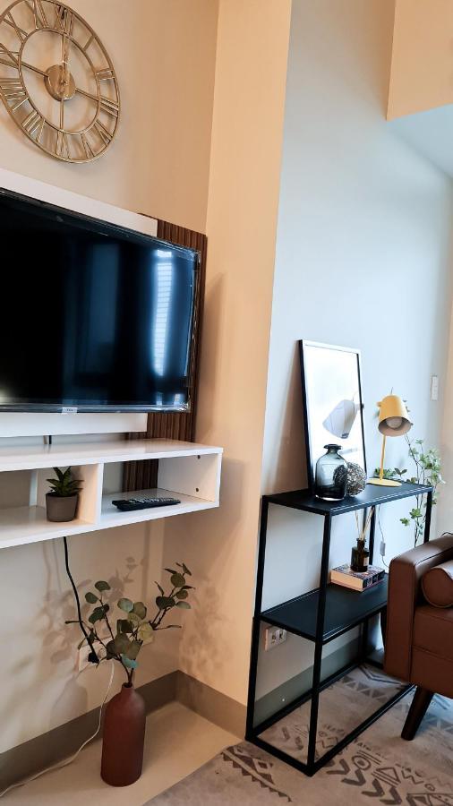 Luxe Bonifacio Global City Taguig Uptown Condo Hotel 1 Bedroom Suite Buitenkant foto