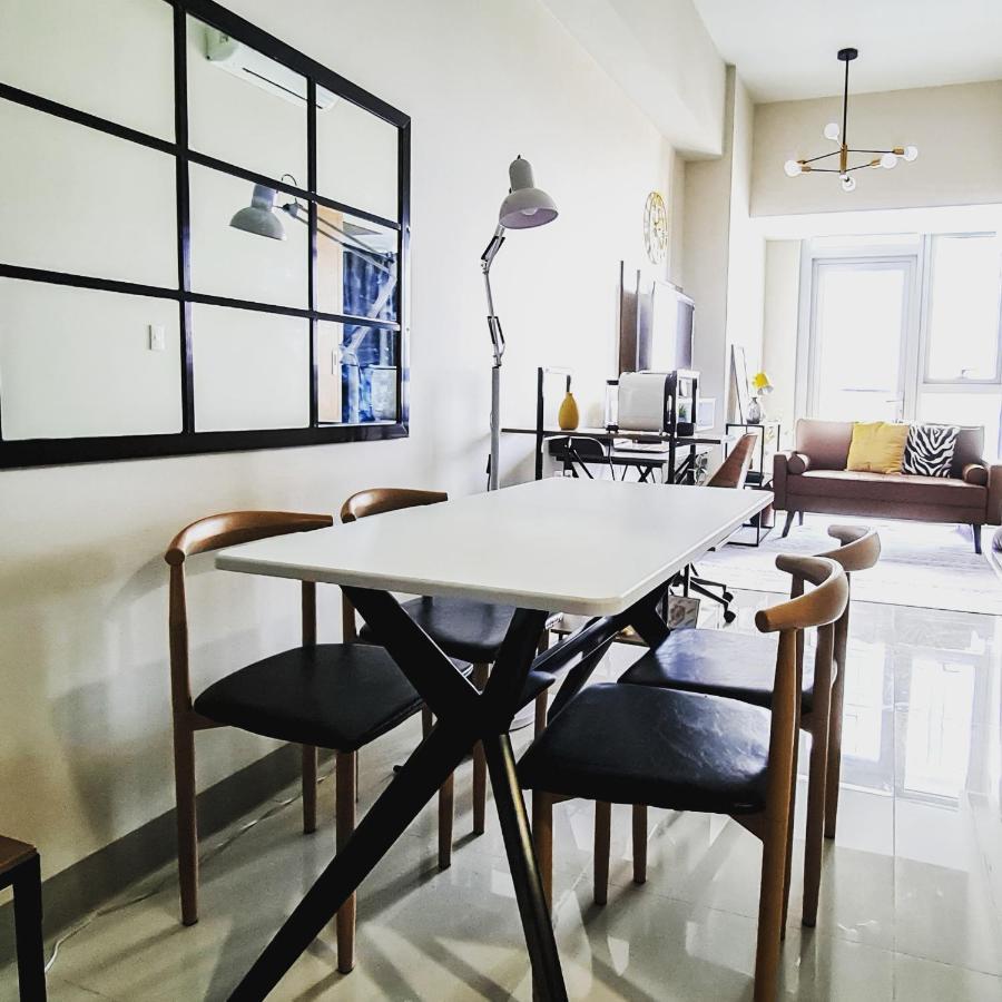 Luxe Bonifacio Global City Taguig Uptown Condo Hotel 1 Bedroom Suite Buitenkant foto